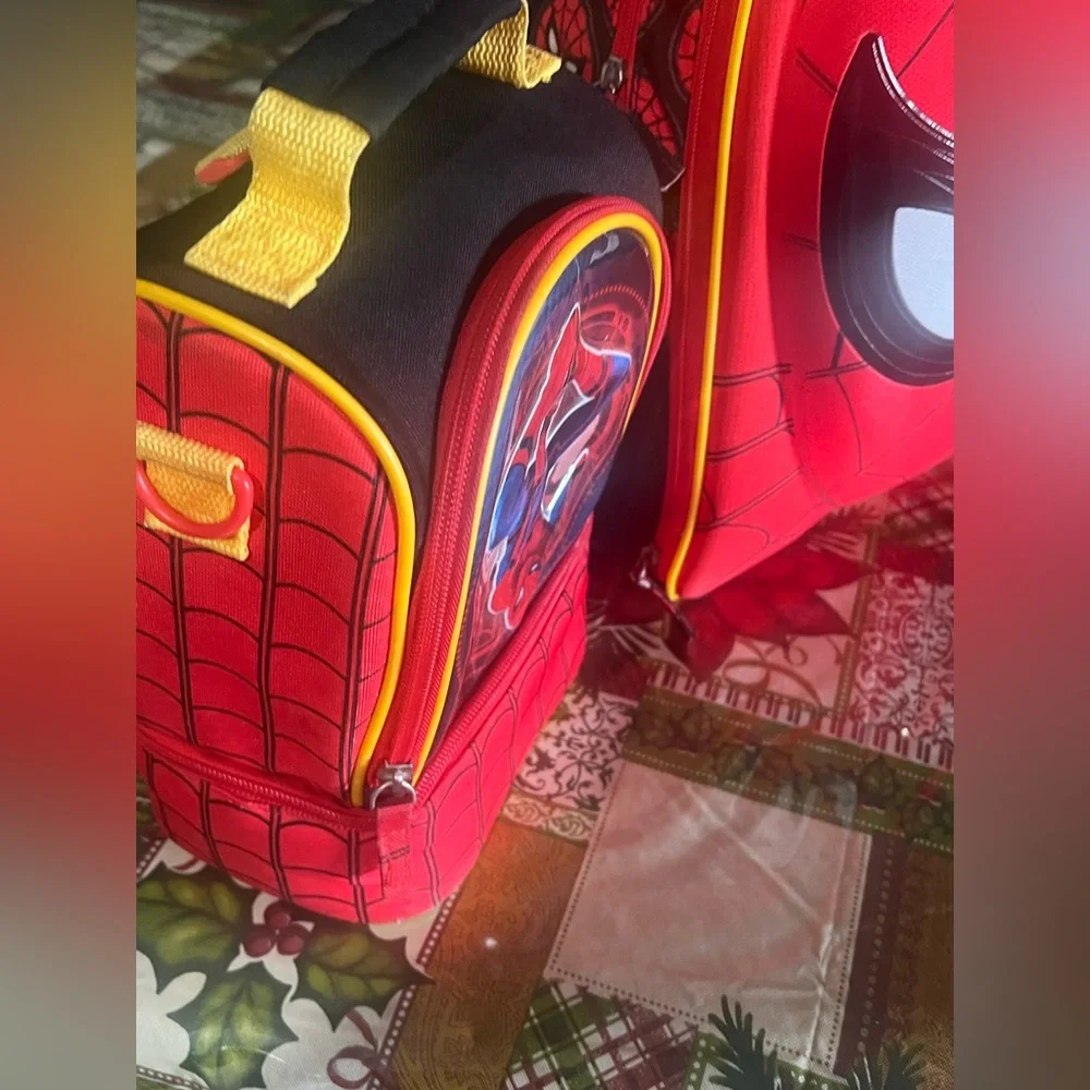 Spider-Man/backpack - Picture 2 of 5